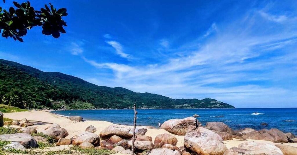 best-beaches-da-nang-son-tra-peninsula